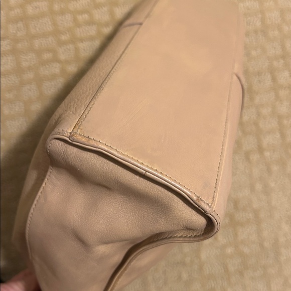 Gucci Jackie Piston Lock Tan Leather Shoulder Bag - Picture 7 of 15